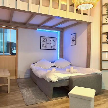 With Mezzanine - Student District 아파트 릴